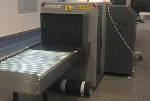 x ray baggage scanner